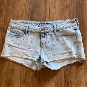 Light wash shorts